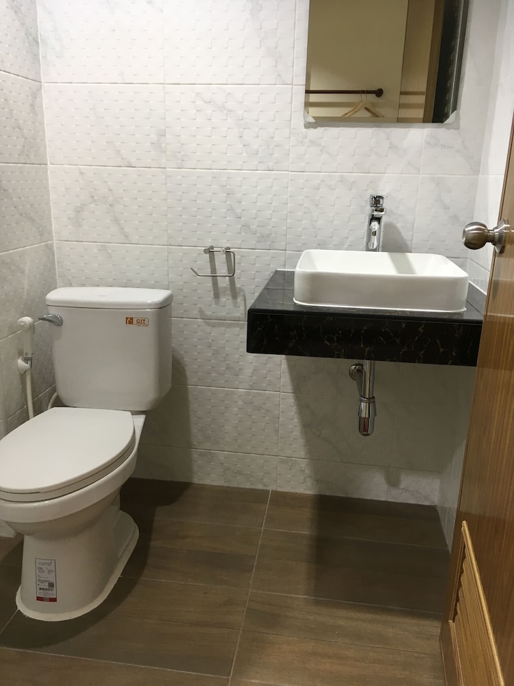 Baanwanchart Bangkok Residences 48/50