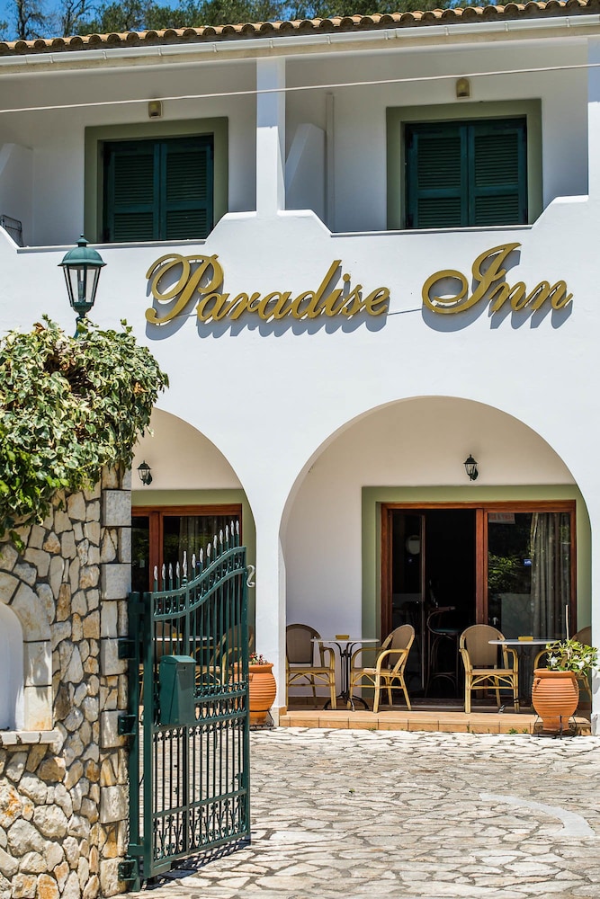 Paradise Inn 3/50
