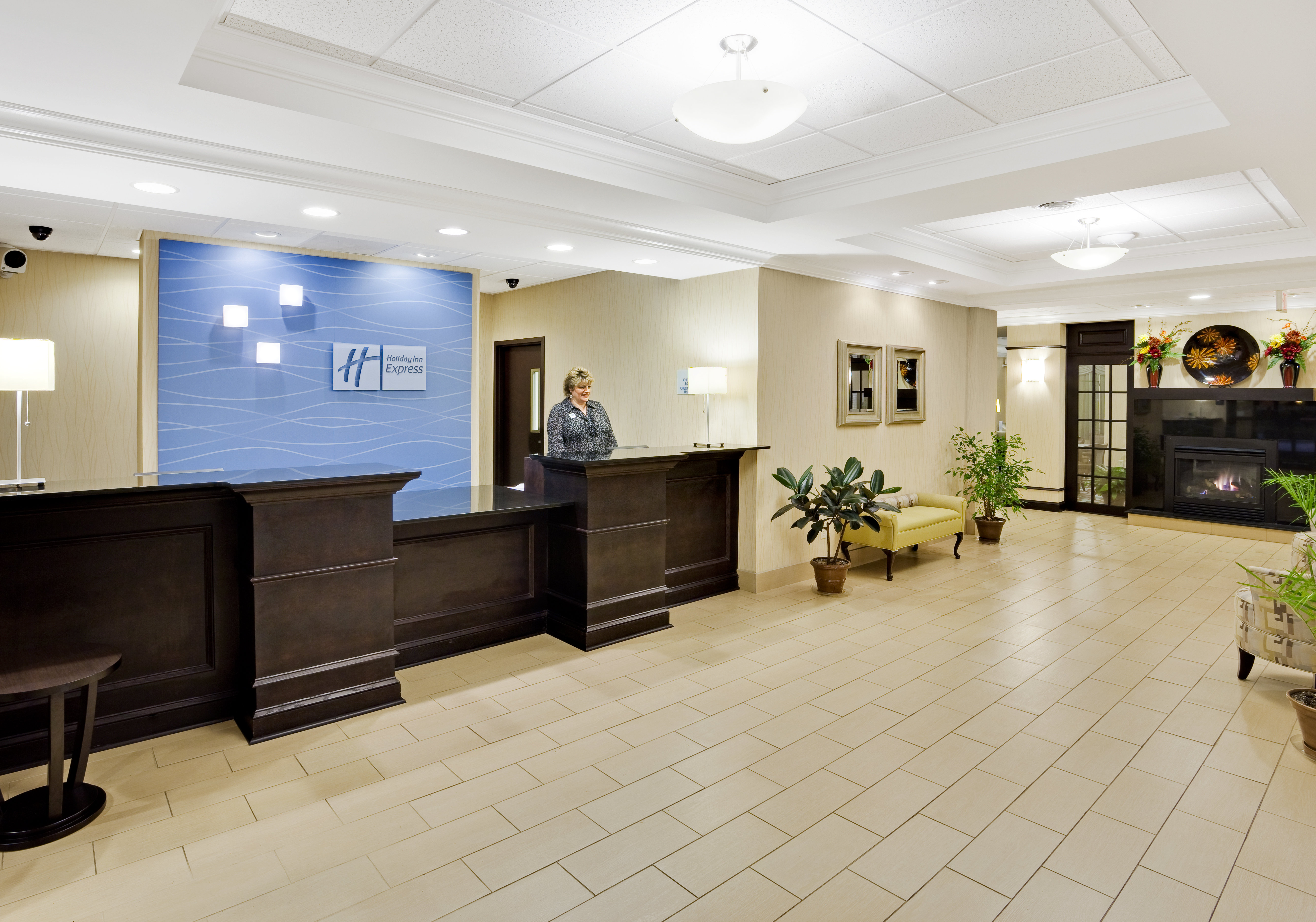 Holiday Inn Express Hotel Suites Lebanon 9/51