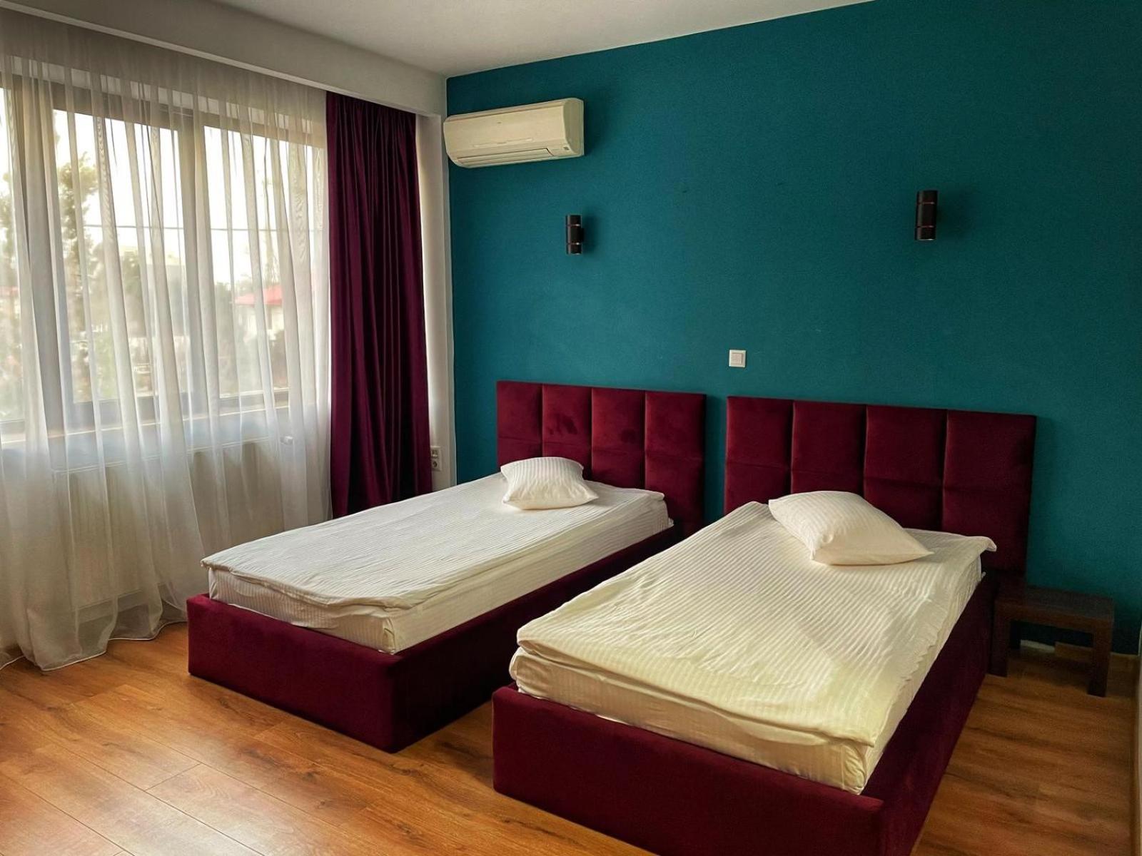 Best Hotel 10/49