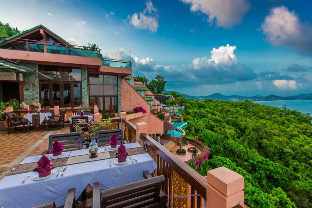 SAMUI BAYVIEW RESORT & SPA 11/66