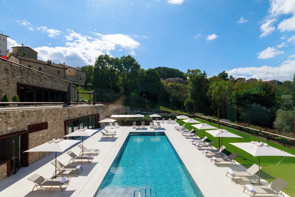 Borgo Tufi Albergo Diffuso 45/50