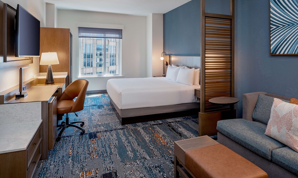 Hyatt Place Tampa Downtown 7/49