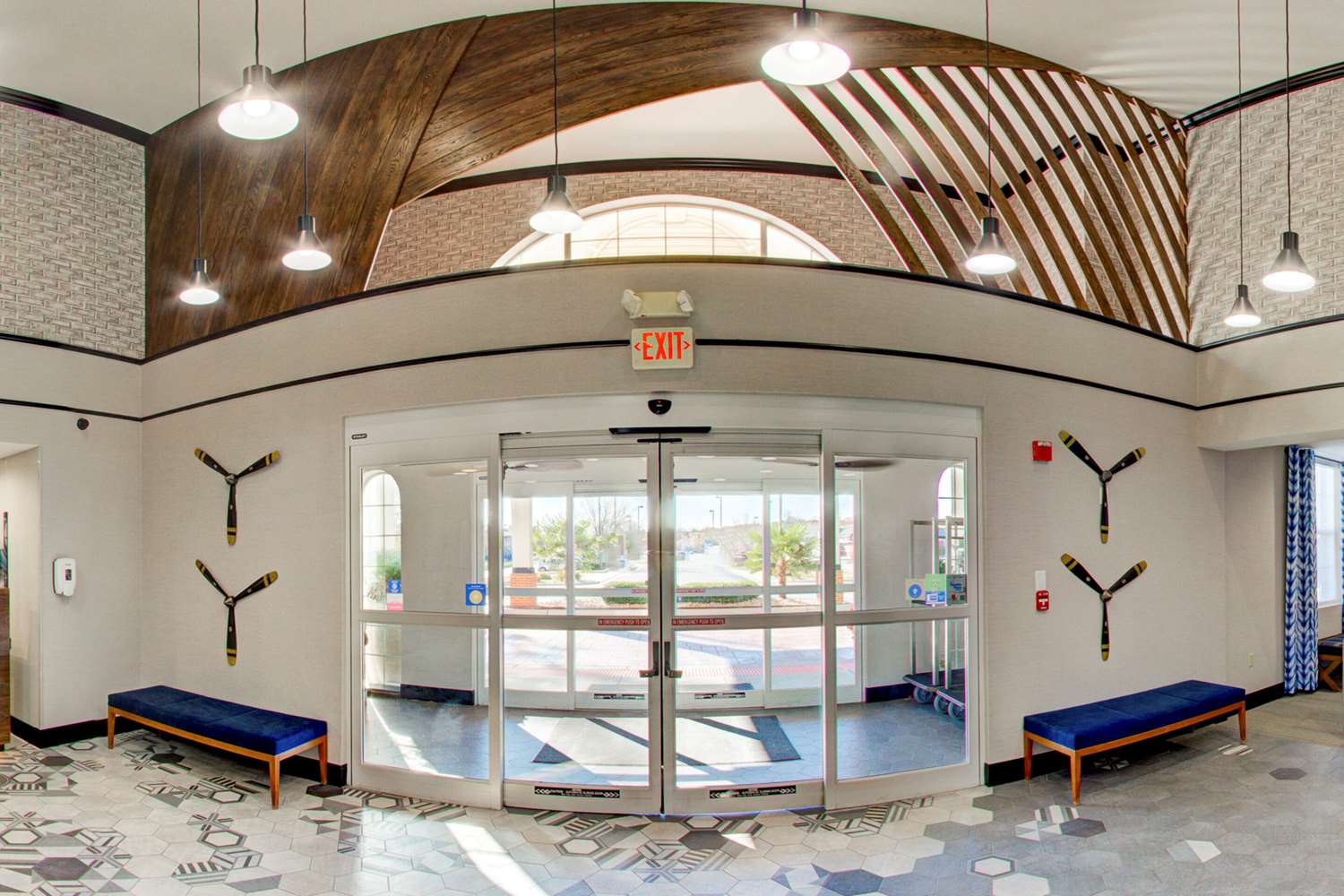 Comfort Suites Newport News Airport VA 10/46