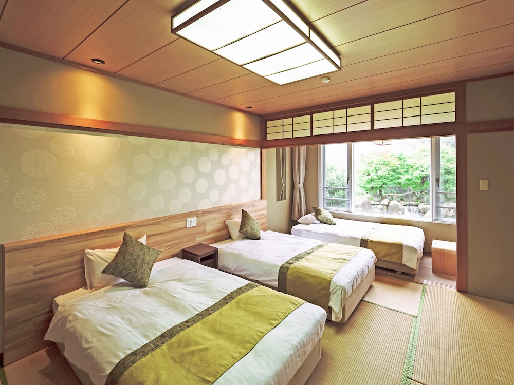 Spa Hotel Yuttarikan 7/29