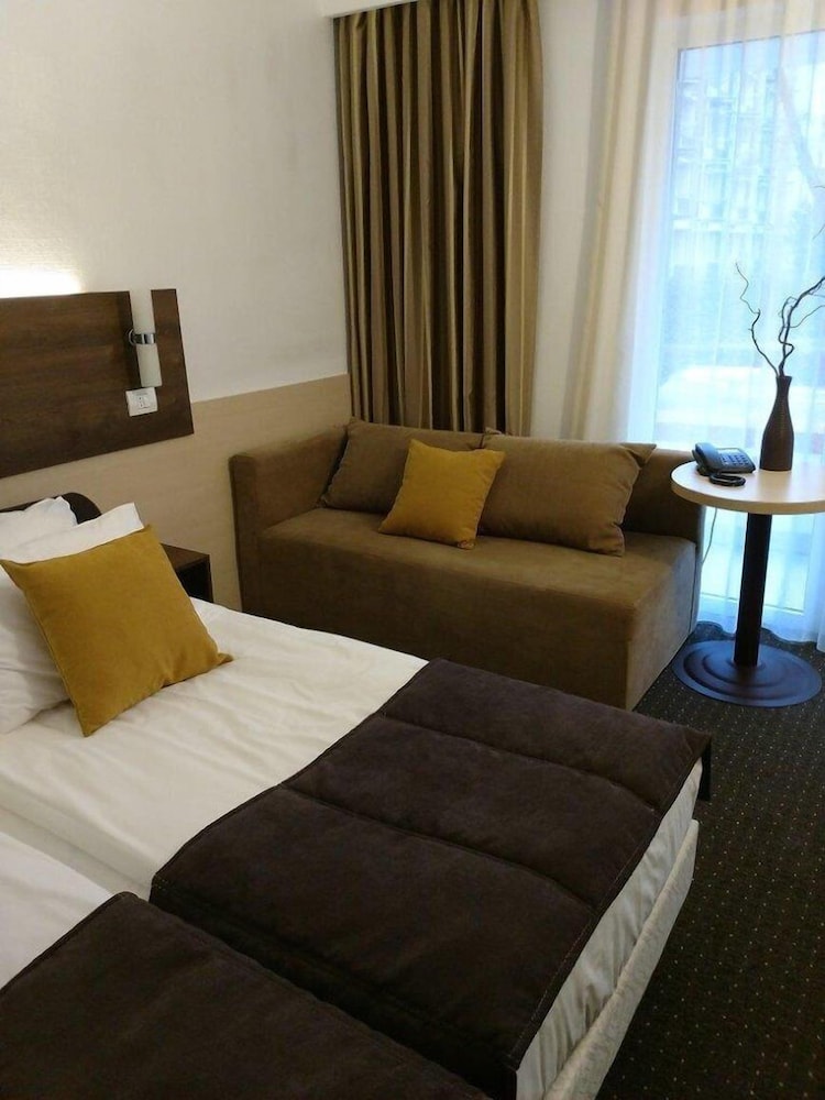 Zenith Hotel - Conference And Spa - Mamaia Resort 31/34