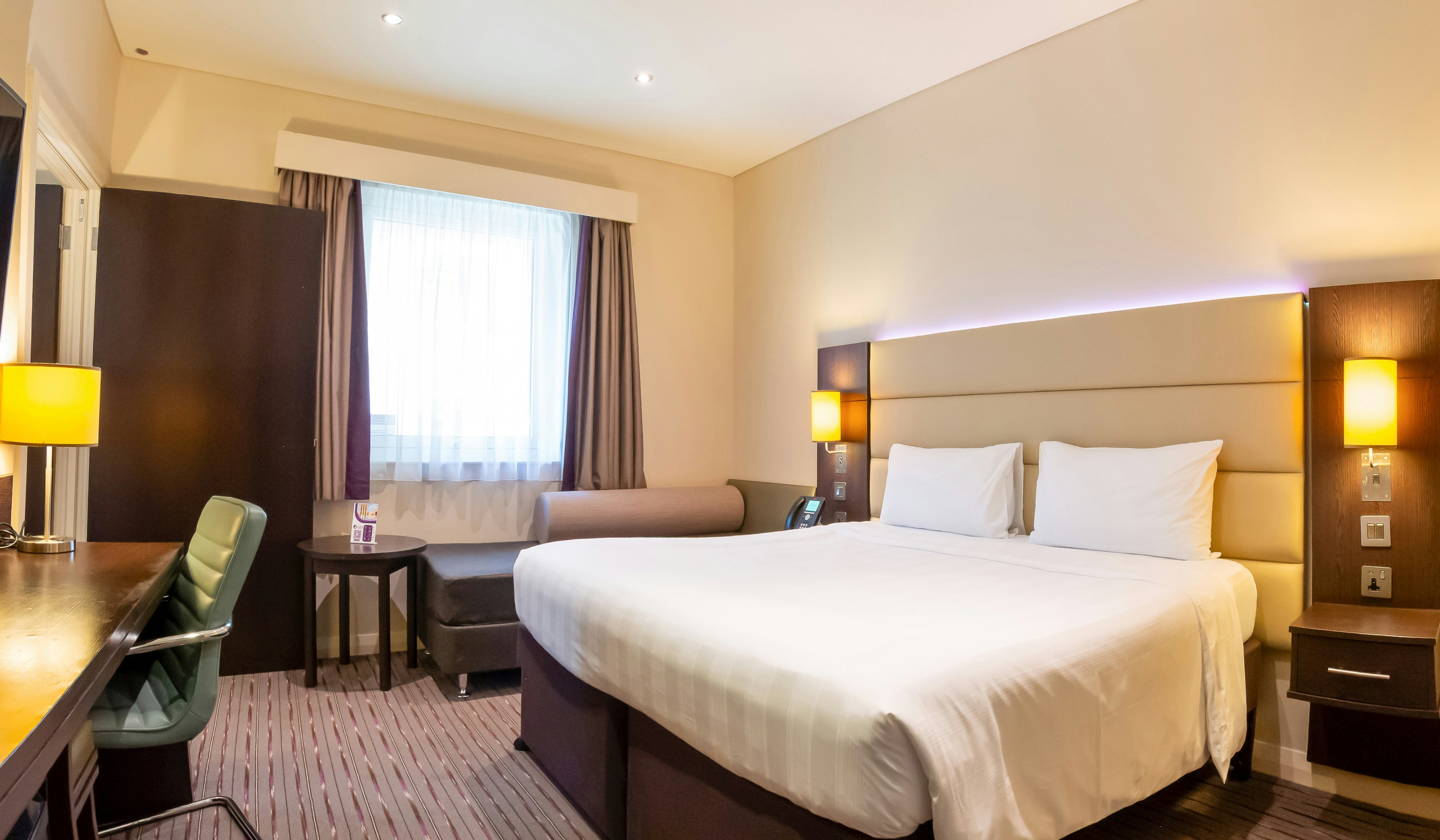 Premier Inn Dubai Al Jaddaf 16/50