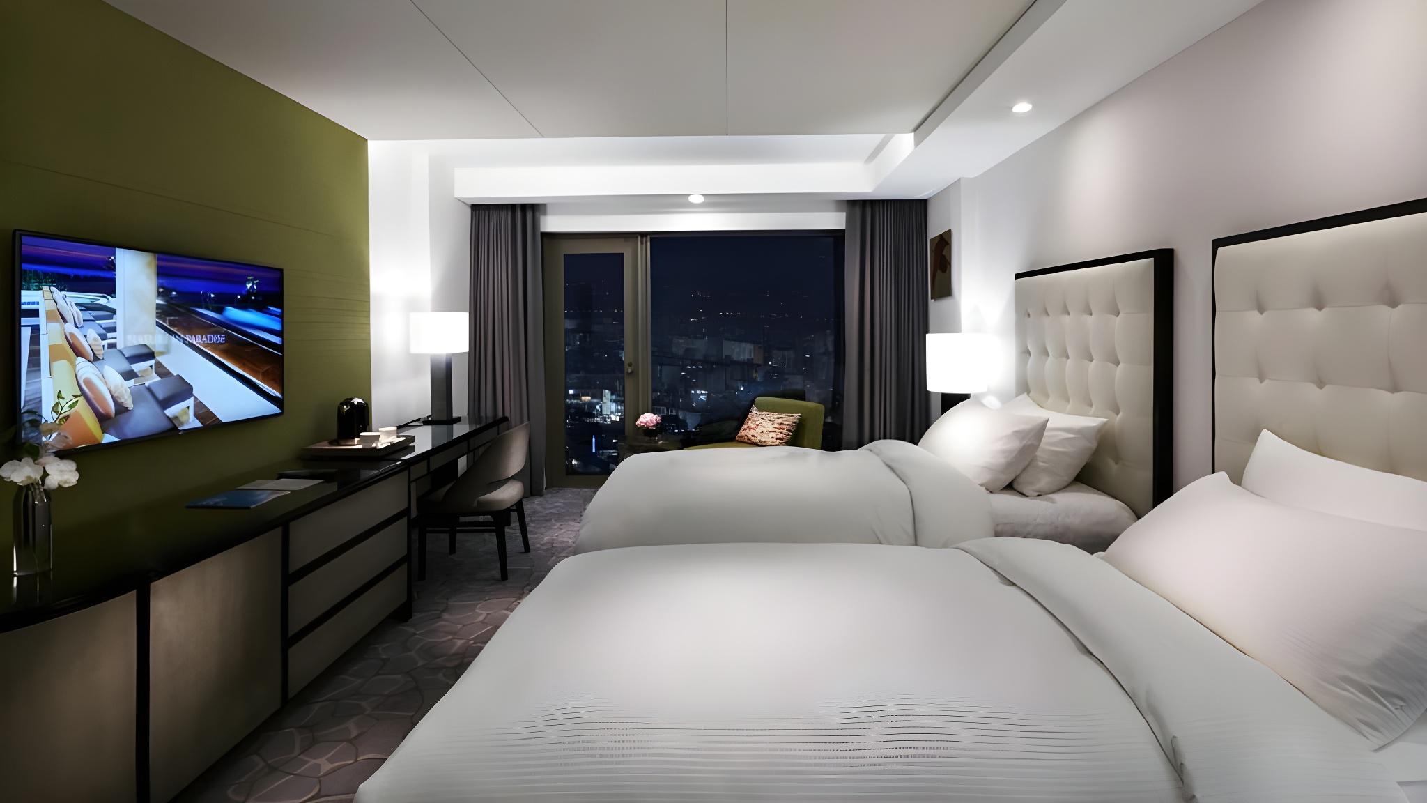 Special, Pool, City, Twin Beds, Main Building