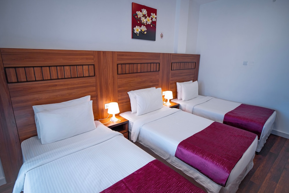 Al Sabkha Hotel 16/53