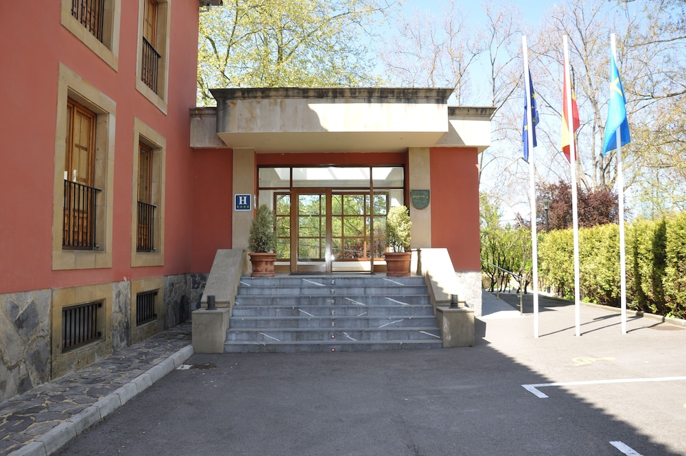 Parador de Gijon 40/50