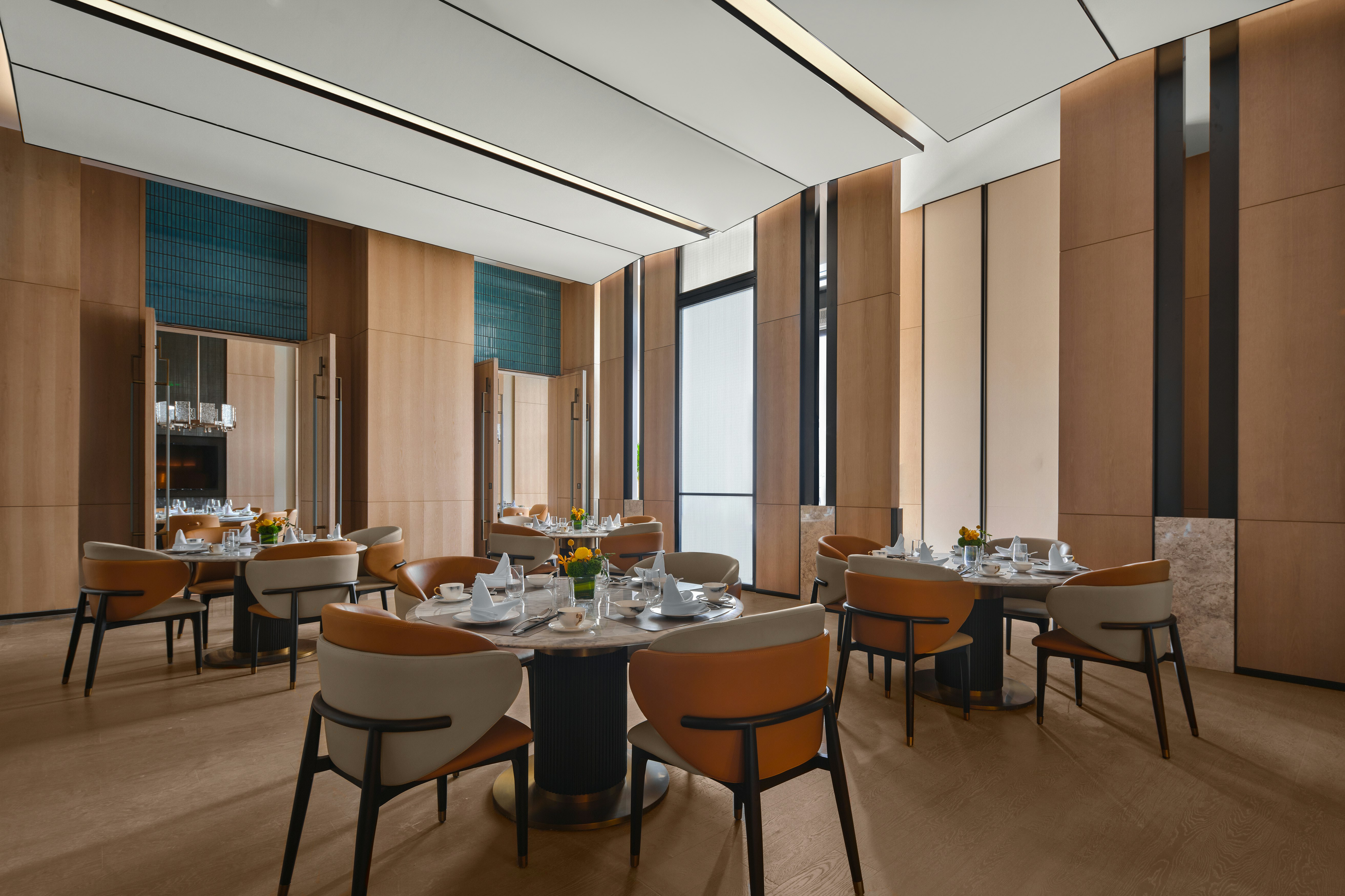 DoubleTree by Hilton Zhengzhou East 27/41