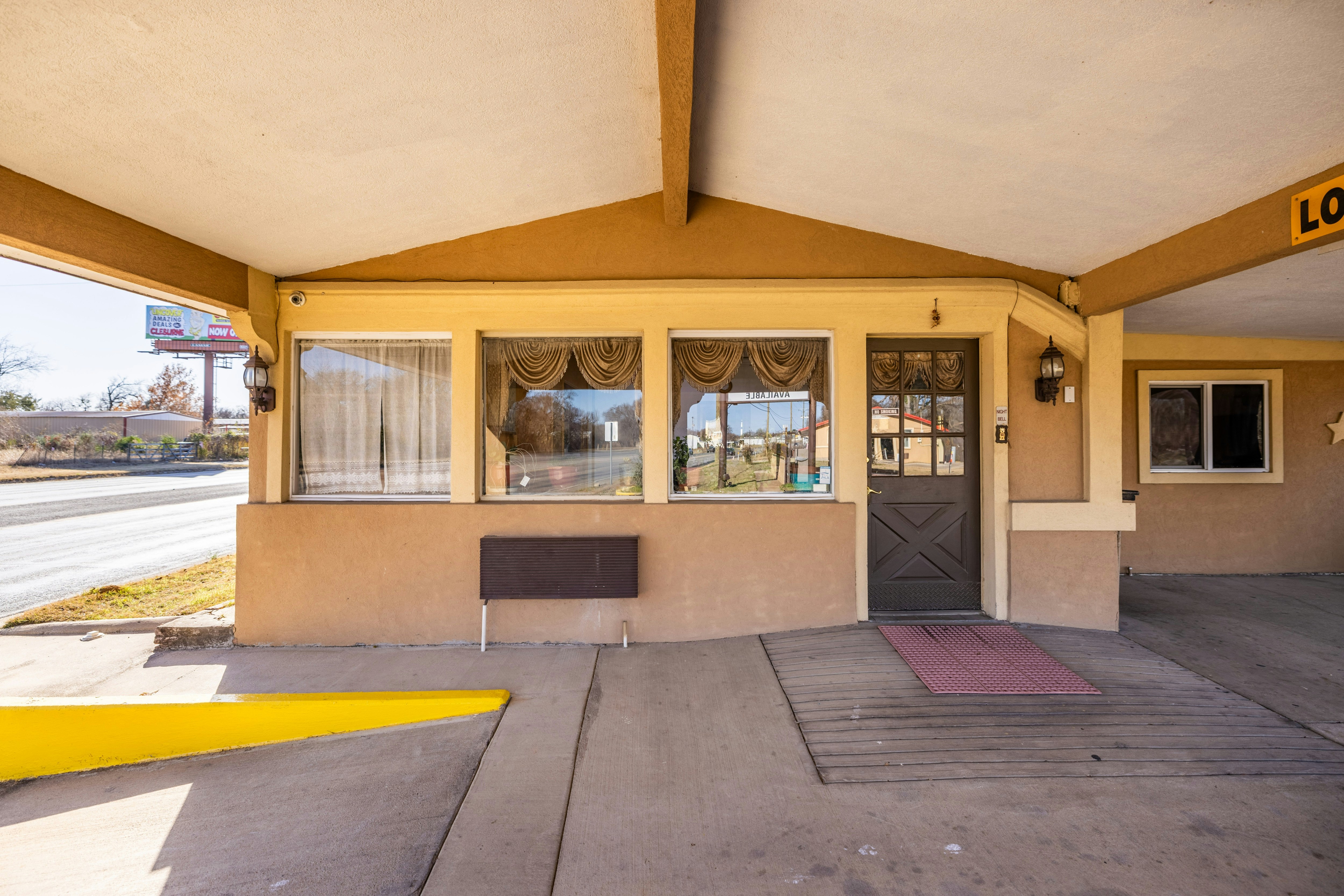 Western Inn by Capital O Cleburne TX 6/60