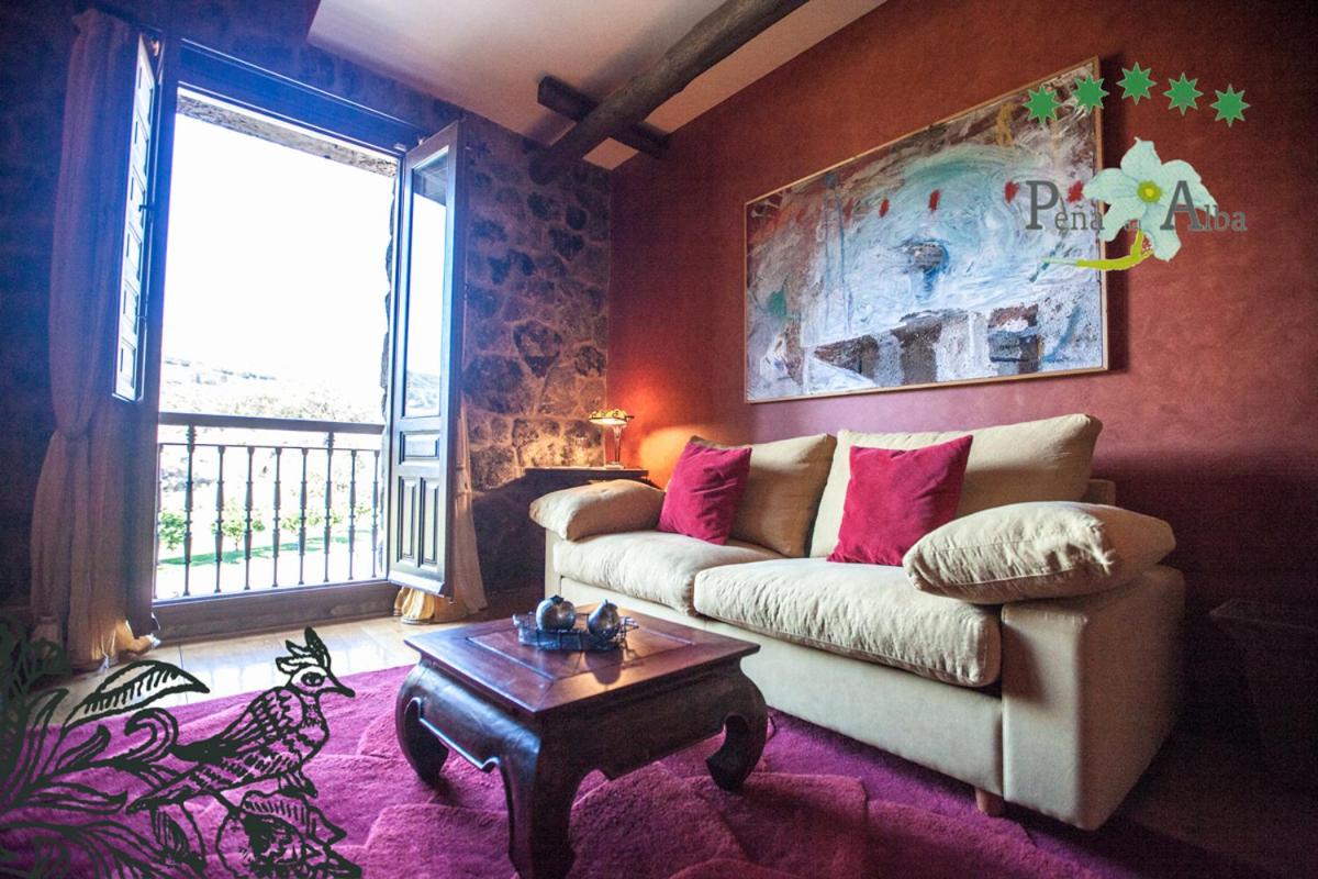 Hotel Ruralis Peña Del Alba 32/50