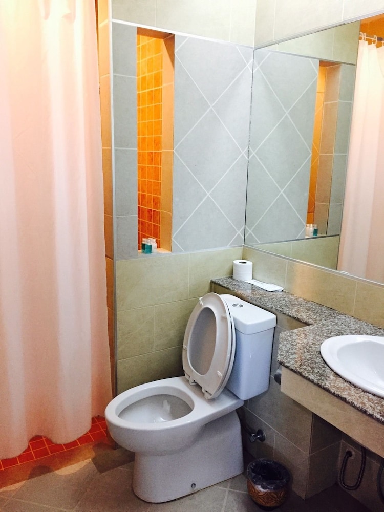 Srilamduan Hotel 49/50