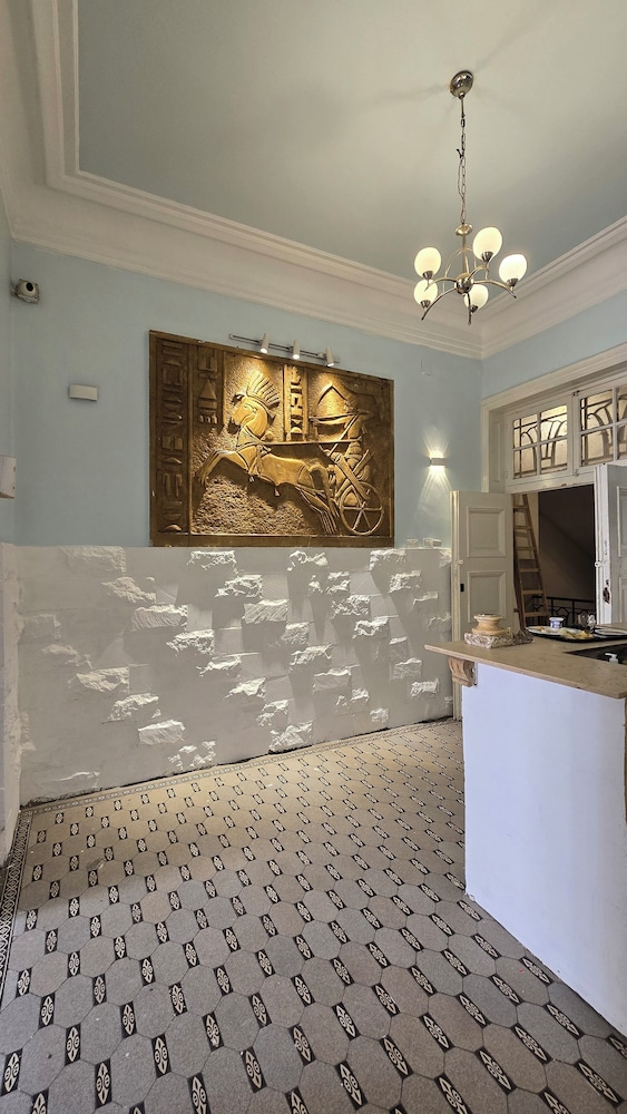 Traveler Apos S House Hotel 10/50