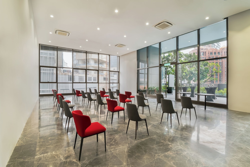 Wyndham Suites KLCC 35/47
