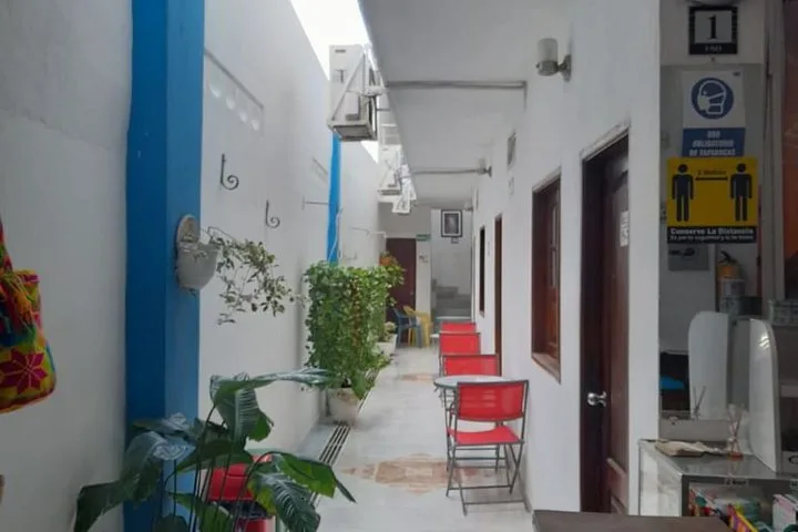 Hotel Isla Capri 3/17