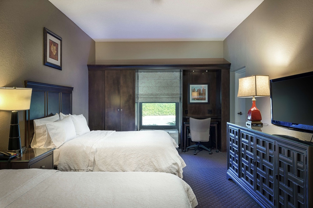 Hampton Inn Tuscaloosa-University 25/50