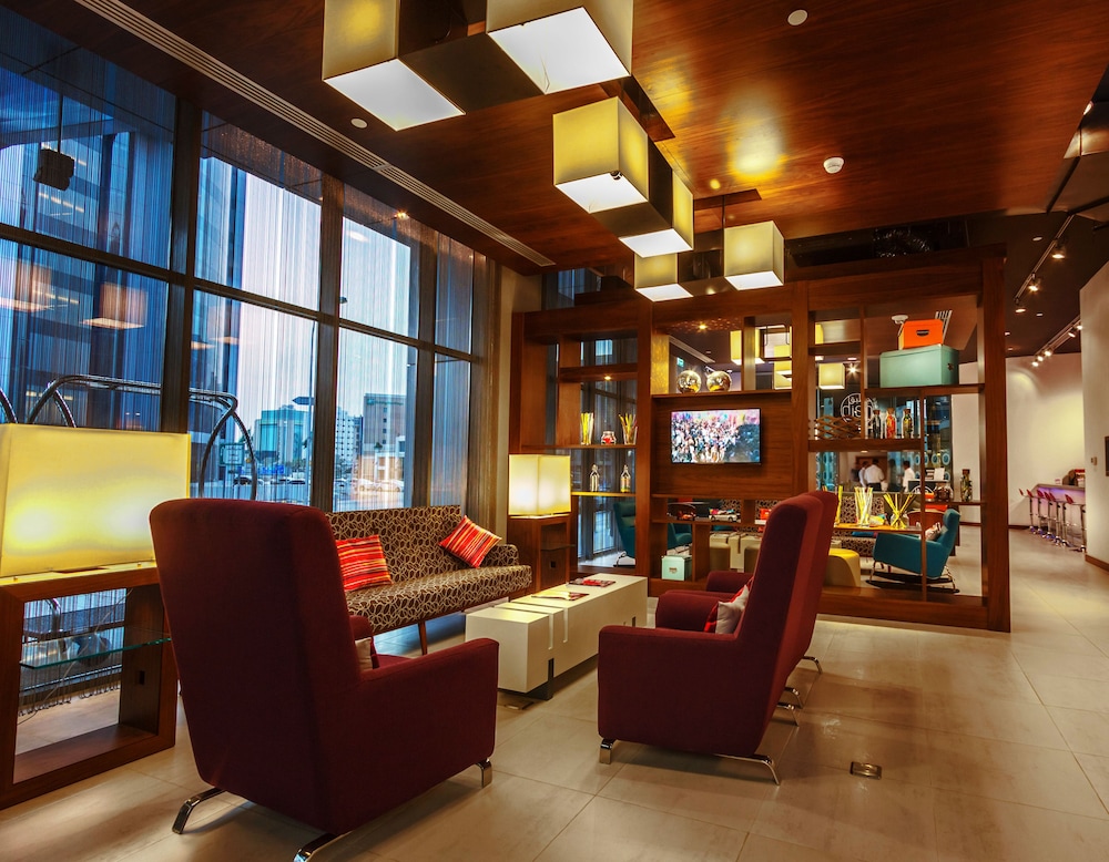 Aloft Riyadh 24/33