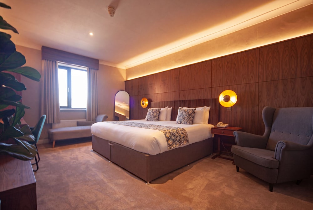 Bridal, King Bed