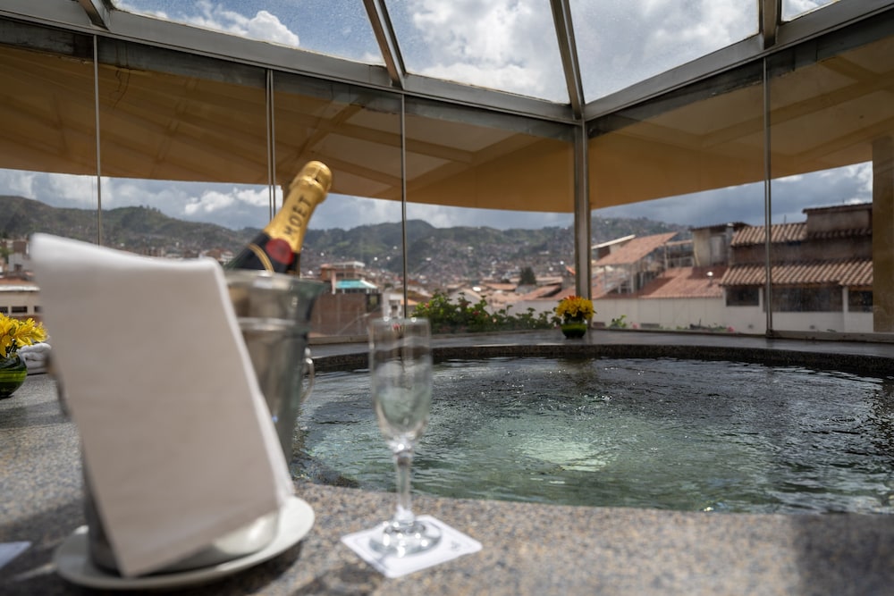 Jose Antonio Cusco Hotel 25/50