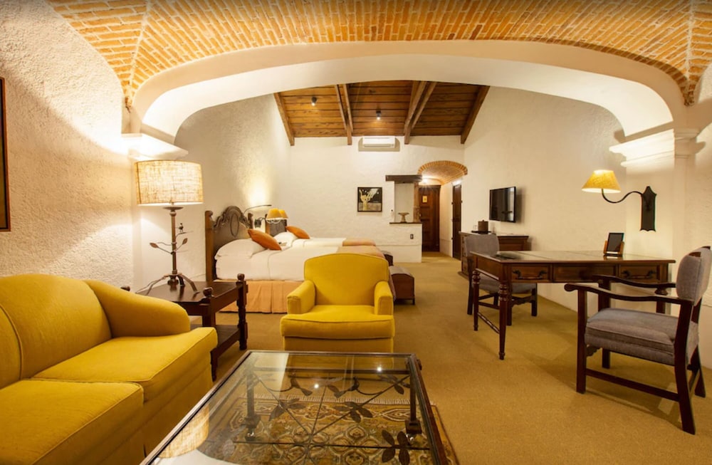 Hotel Museo Spa Casa Santo Domingo 63/73