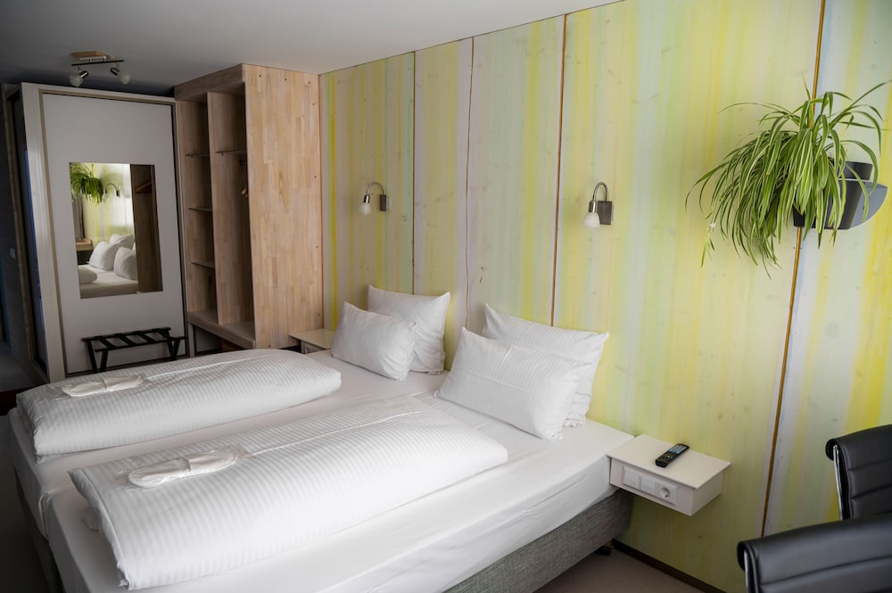 Abalon Hotel Ideal 10/50