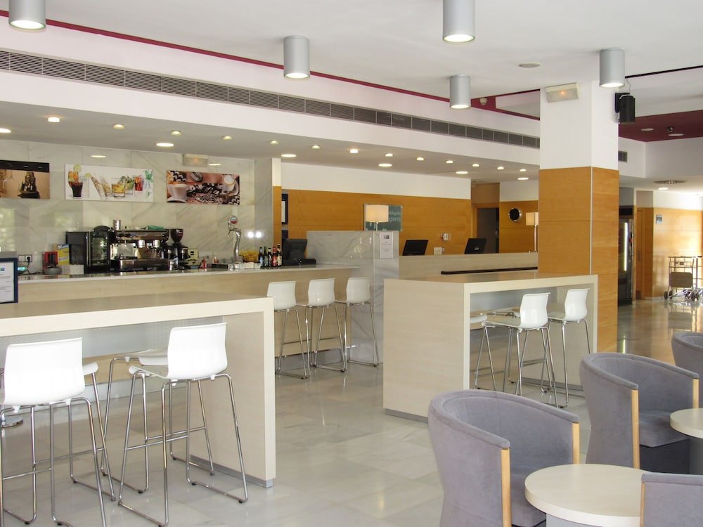 Holiday Inn Express Valencia Bonaire 33/50