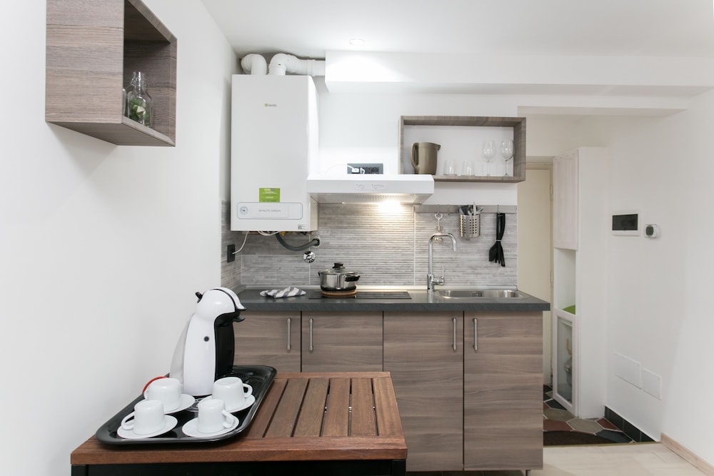 APARTHOTEL DEI MERCANTI 66/67