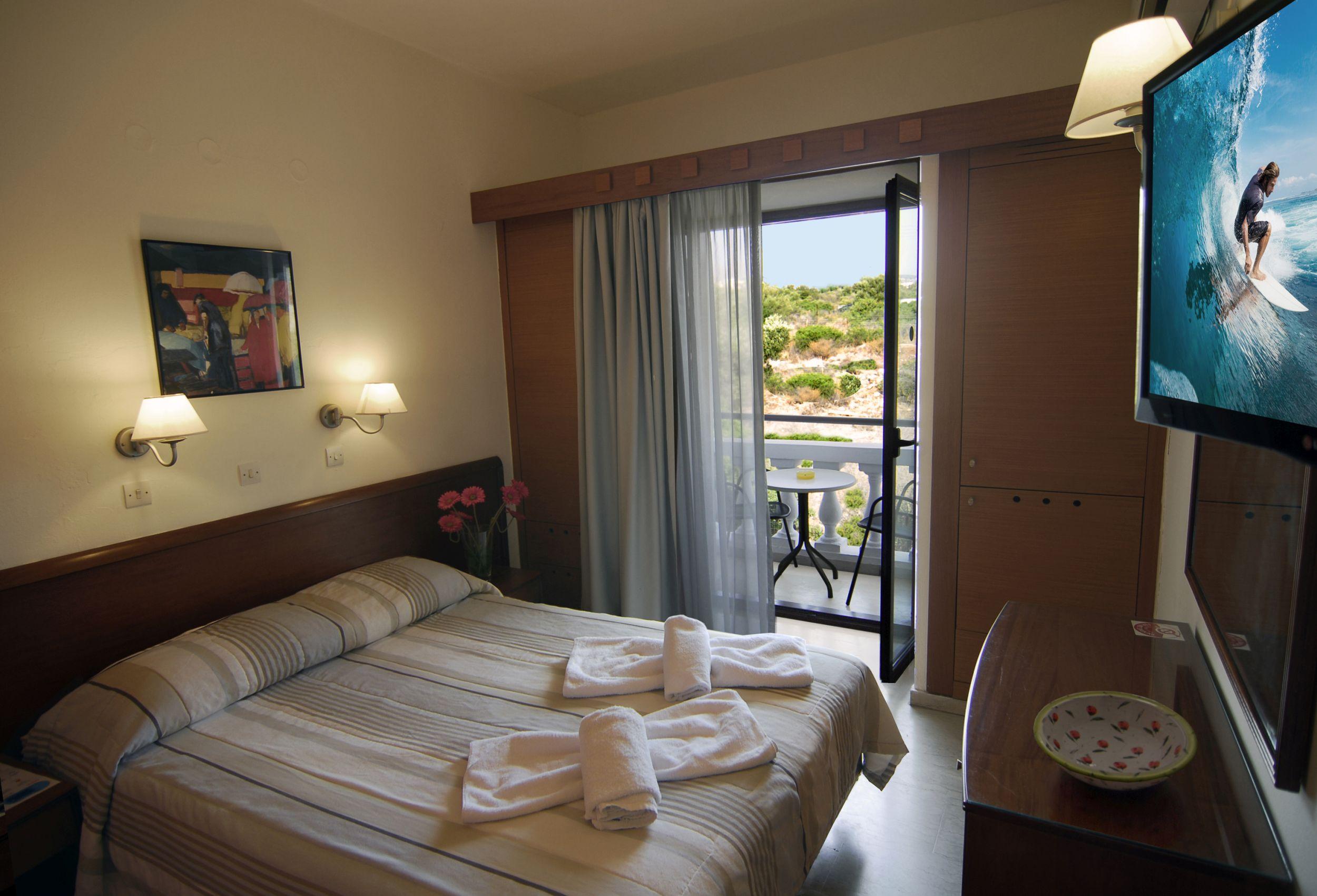 Room, Double Bed, Inland View