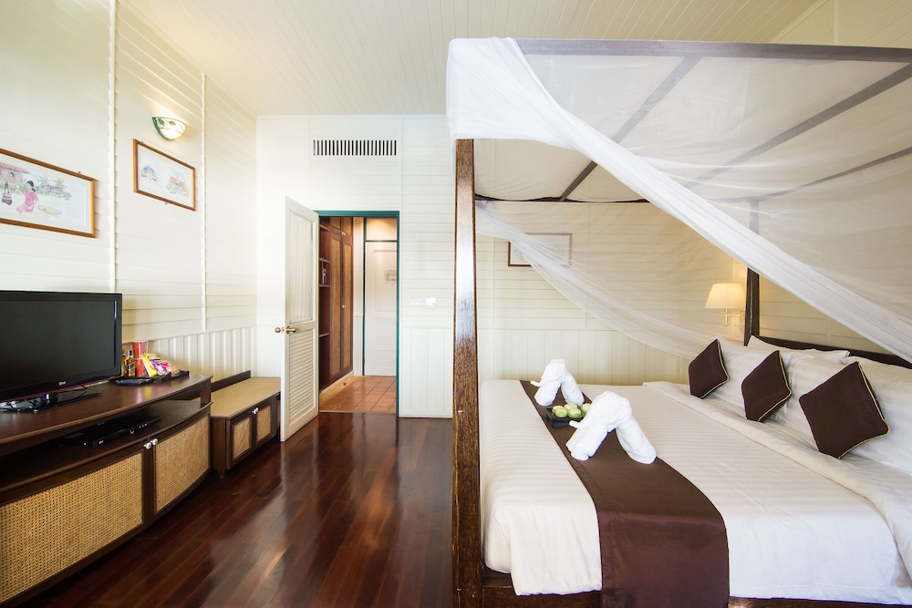 Kalanan Riverside Resort 23/59