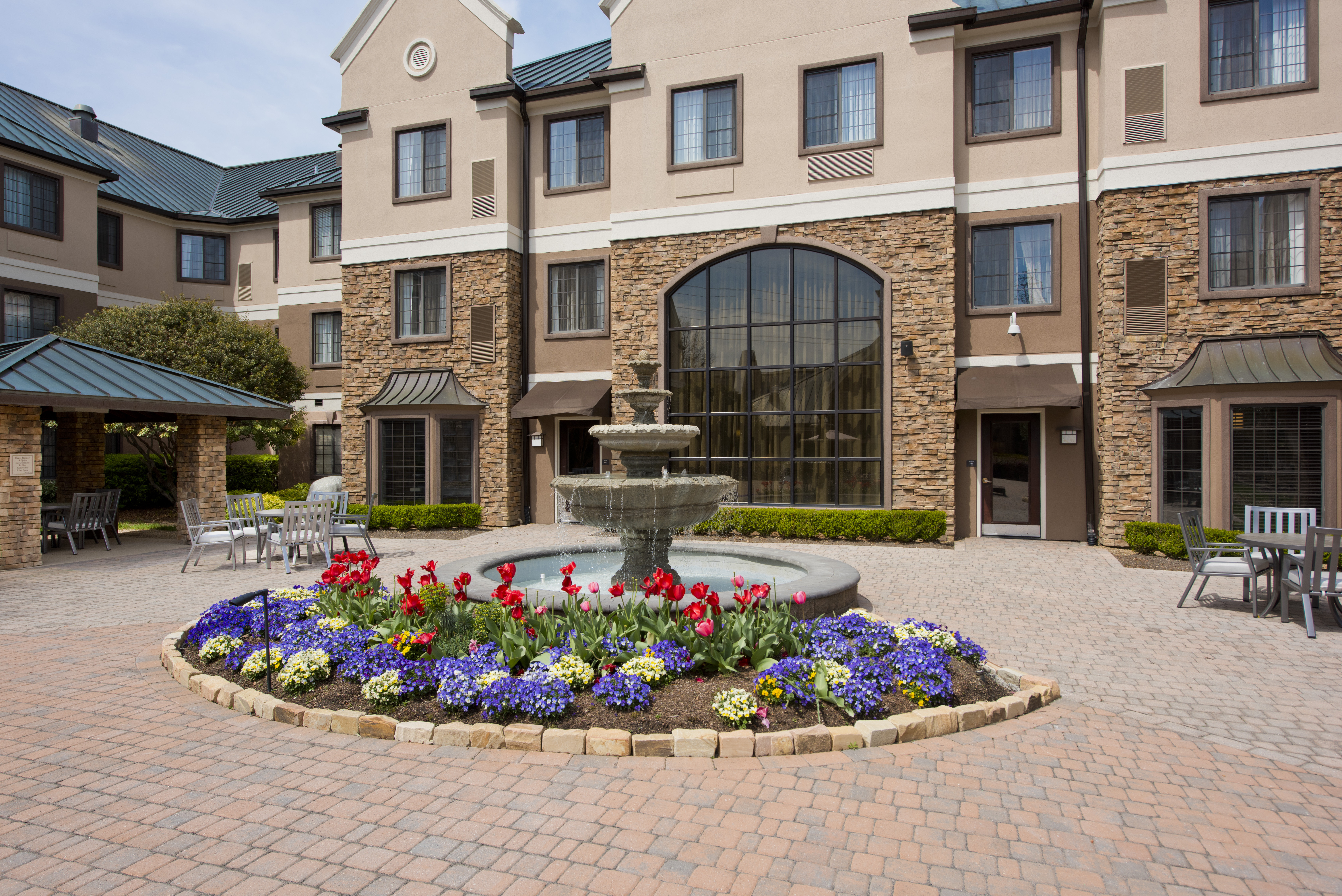 Staybridge Suites Charlotte Ballantyne 68/70
