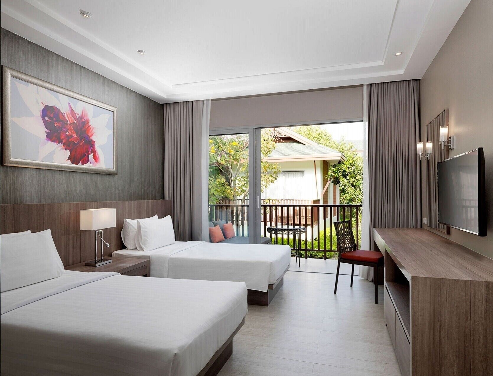 DELUXE, VILLA, TWIN BEDS