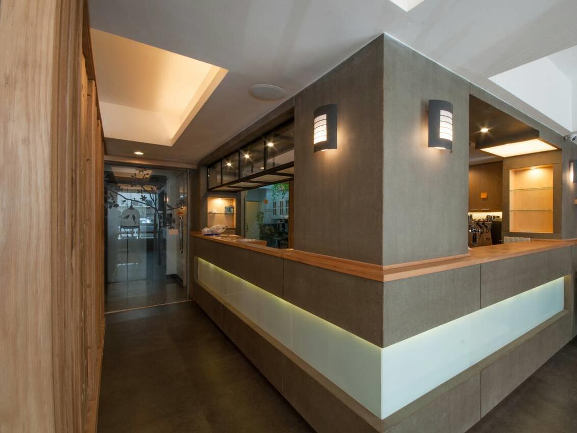 Cozy At 9 Hotel And Kitchen 10/85