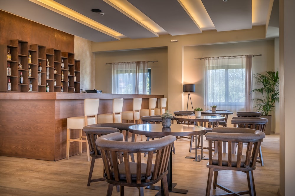 Elegance Luxury Executive Suites - Adults Only 40/58