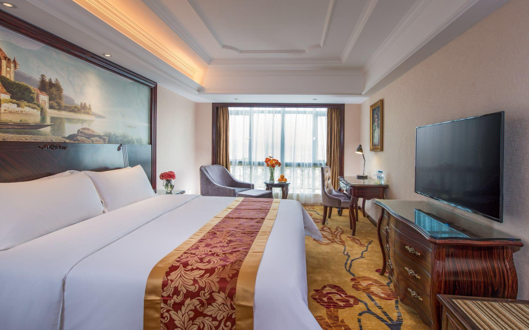 Vienna International Hotel (Huidong Honghai Bay) 20/40