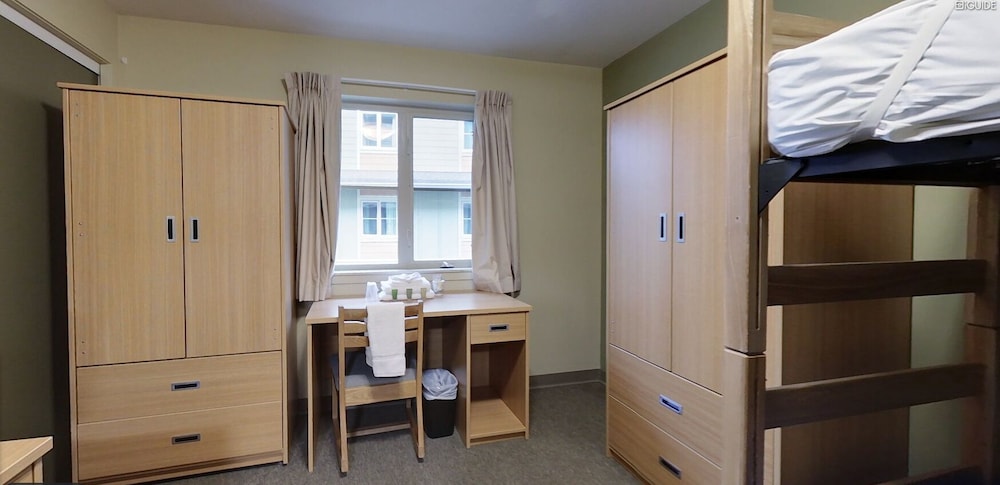 Vancouver Island University Residences 39/39