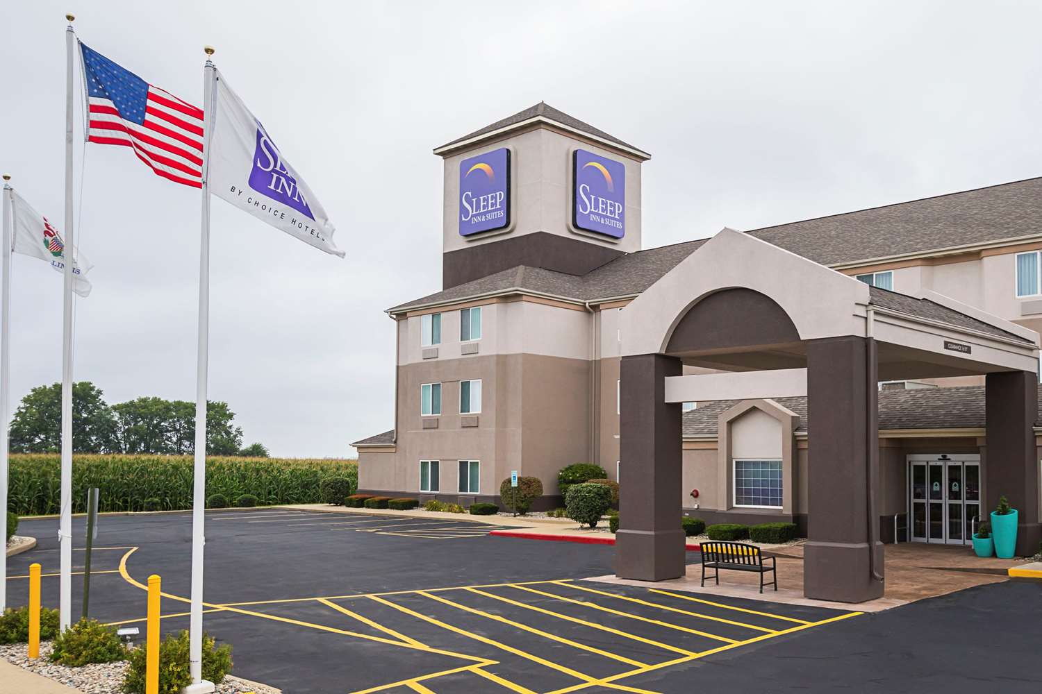 Sleep Inn & Suites Danville IL 24/28