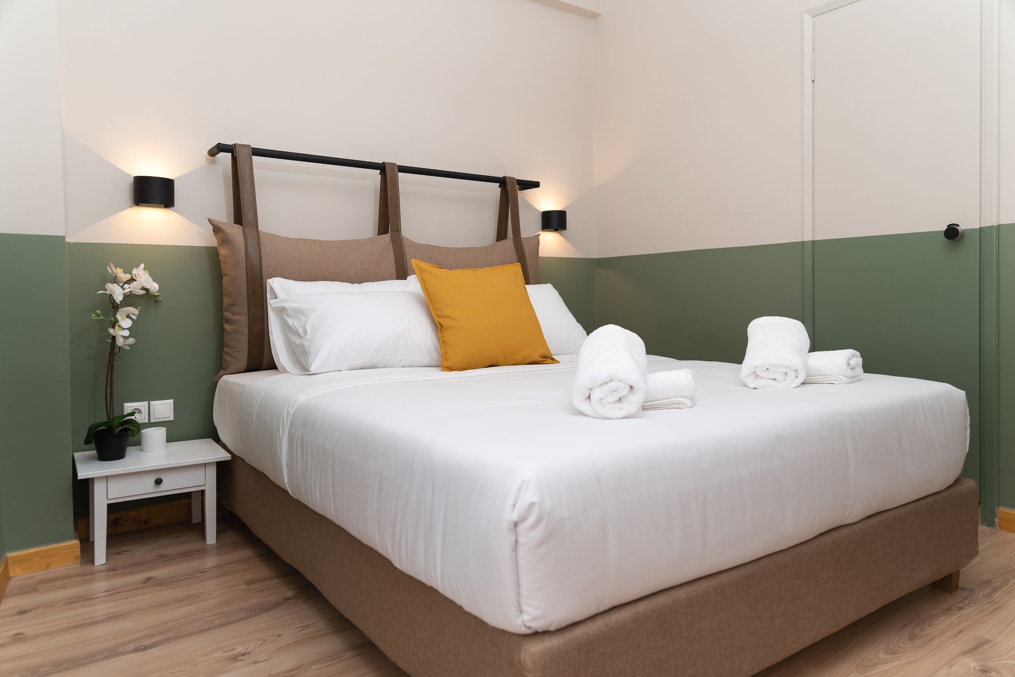 COMFORT, DOUBLE BED, CITY VIEW