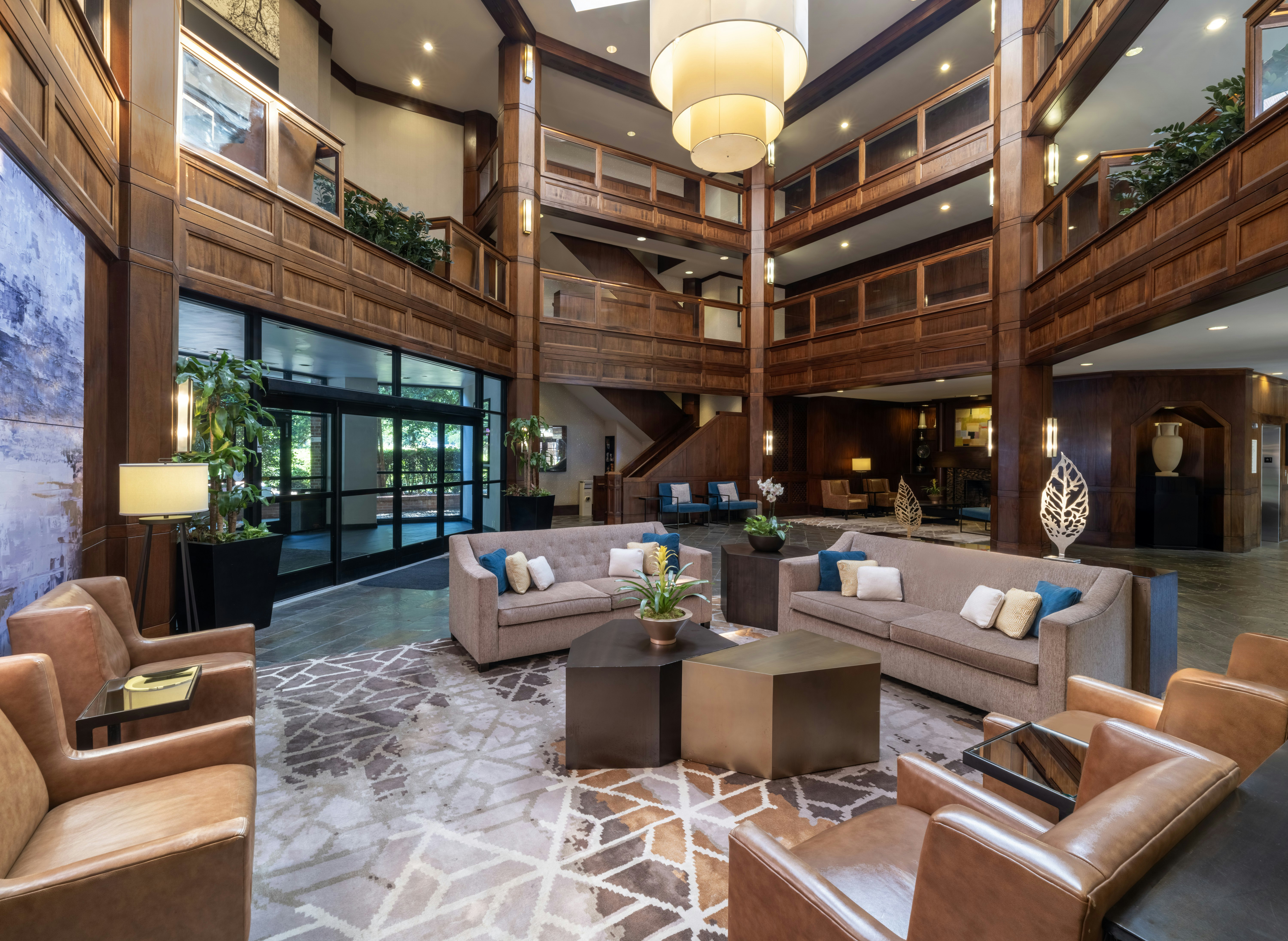 DoubleTree Suites by Hilton Charlotte SouthPark 26/60