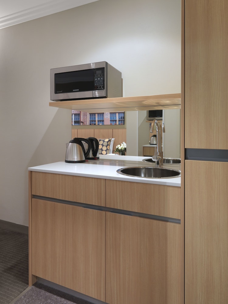 ibis Styles Sydney Central 16/80