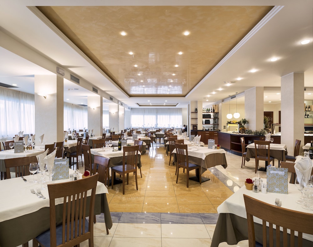 restaurant-cafeteria