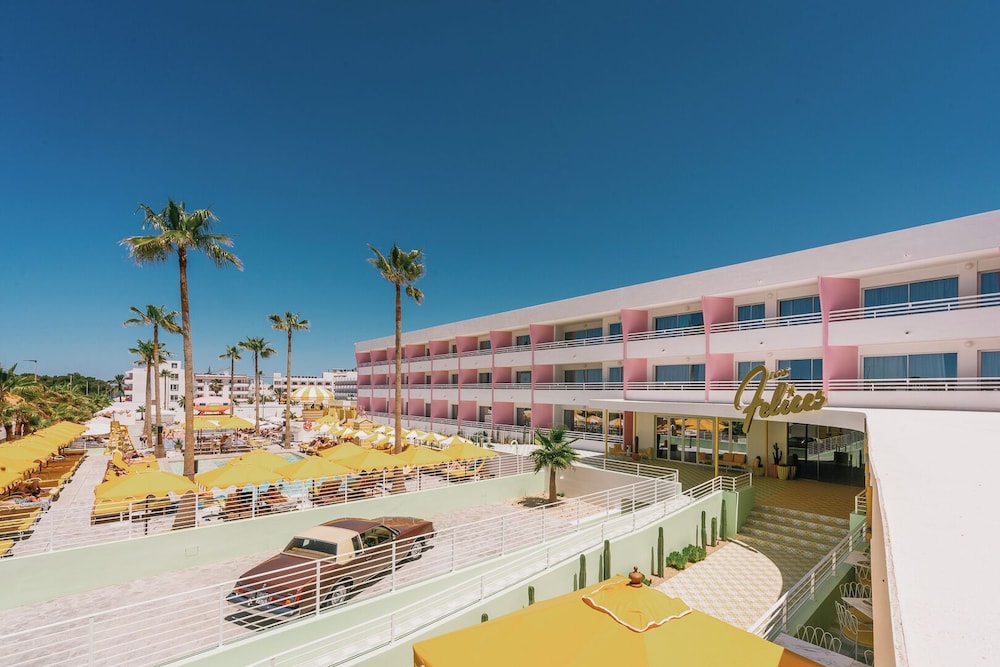 Los Felices Ibiza Adults Only 3/50