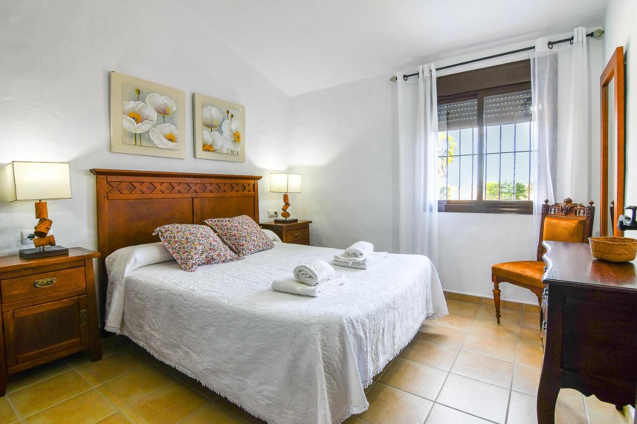 Villas Dehesa Roche Viejo 4/45