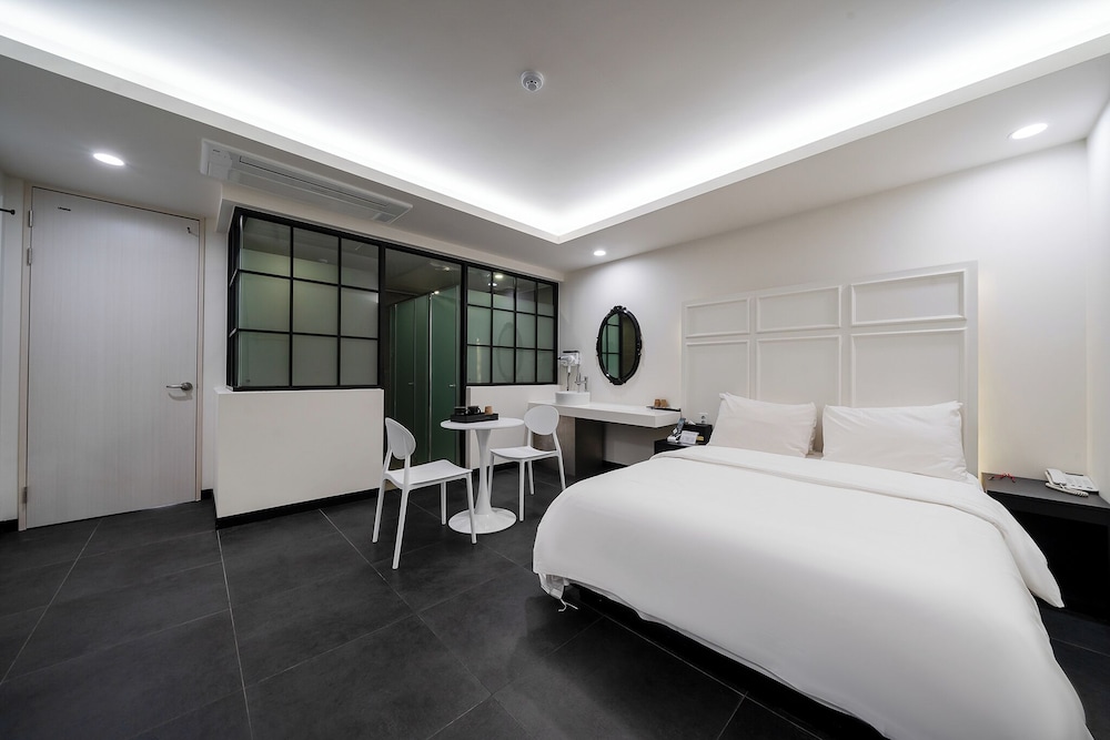 Boutique Hotel Xym Pyeongtaek 32/68