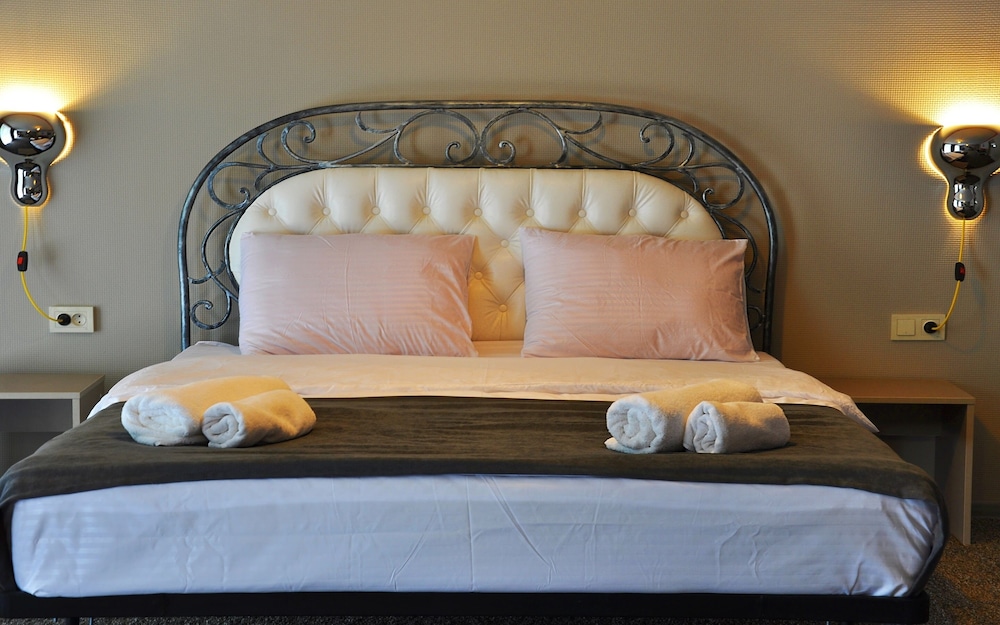 Art Hotel Claude Monet 17/50