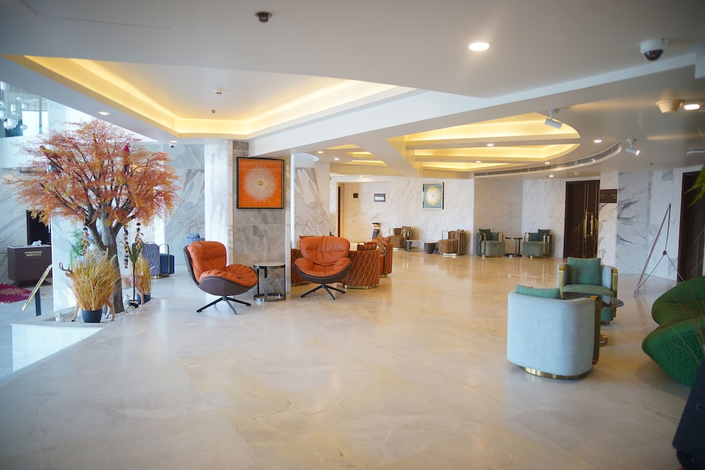 Ramada by Wyndham Cox's Bazar Kolatoli Beach 36/42