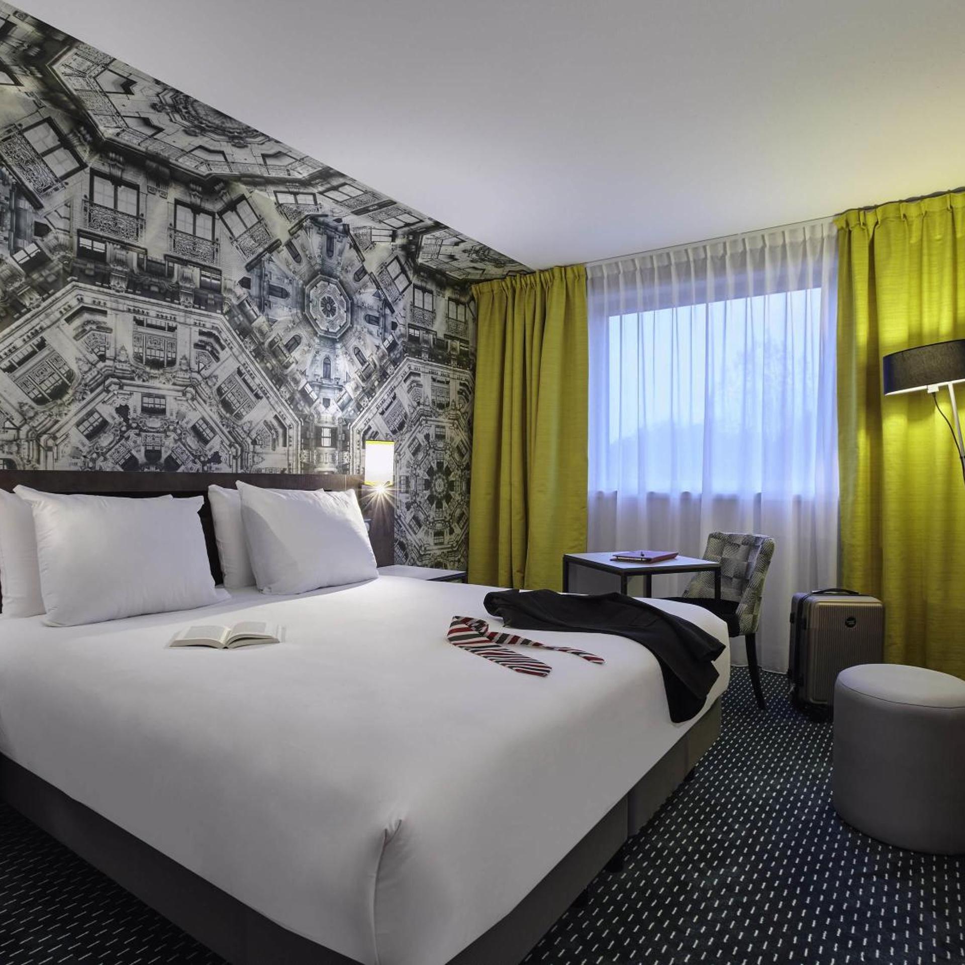 Suite, Twin Beds