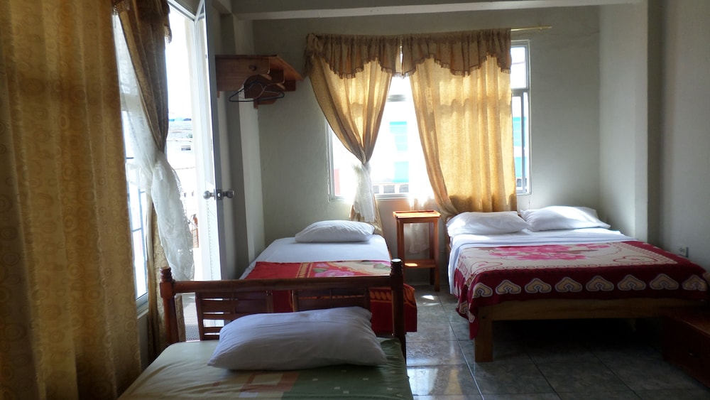 Miconia Hostal 43/49