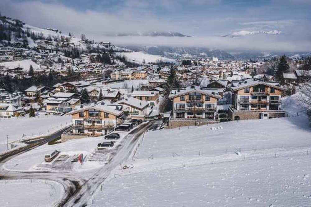 Avenida Panorama Suites Kaprun 57/61